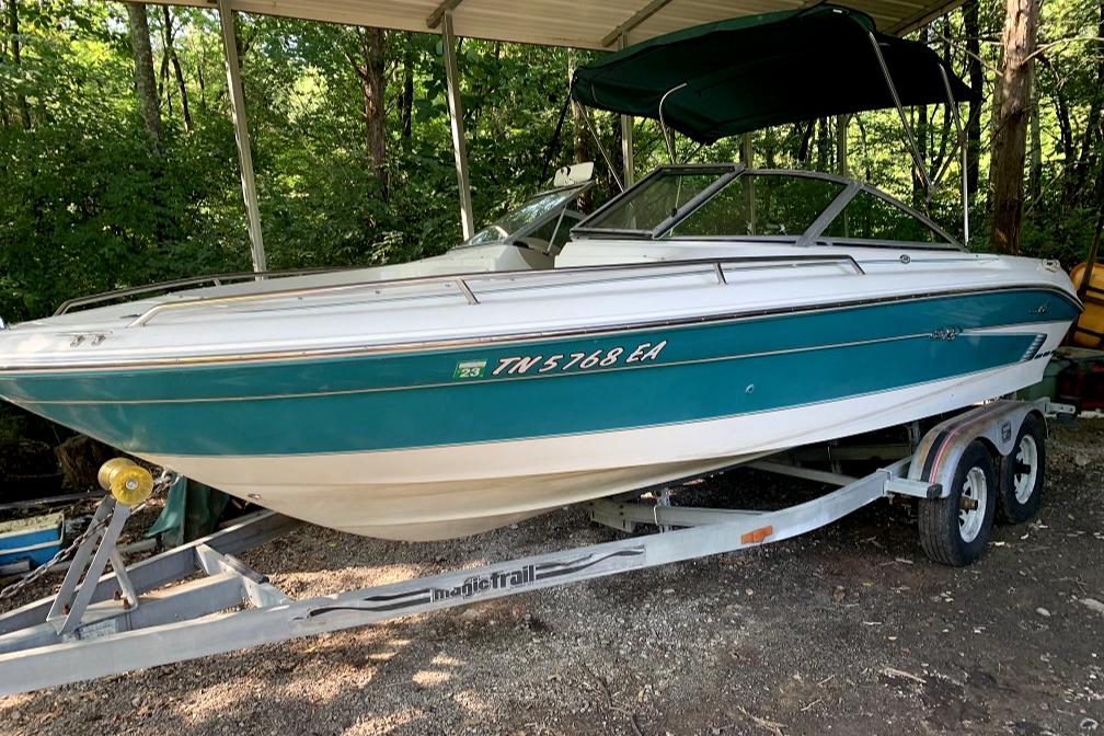 1995 Sea Ray 200 Signature