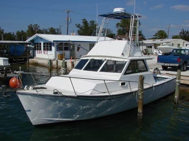 1985 Morgan 31 Off Shore Fishing Cuddy