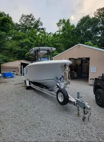 2019 Sailfish 270 CC