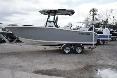 2024 Sea Pro 242 DLX