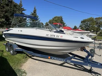 2005 Crownline 226LS