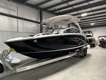 2024 Yamaha Boats 275SD