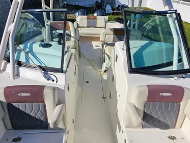 2018 Cobia 280DC