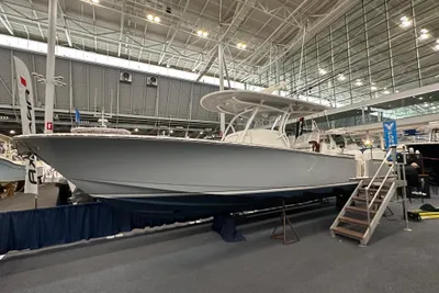 2022 Valhalla Boatworks V-33 Center Console