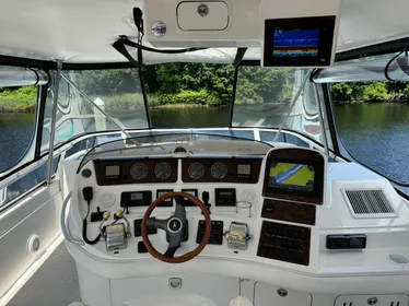 2002 Sea Ray 480 Sedan Bridge