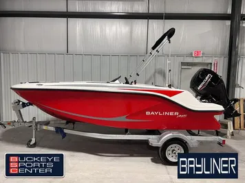 2024 Bayliner M15