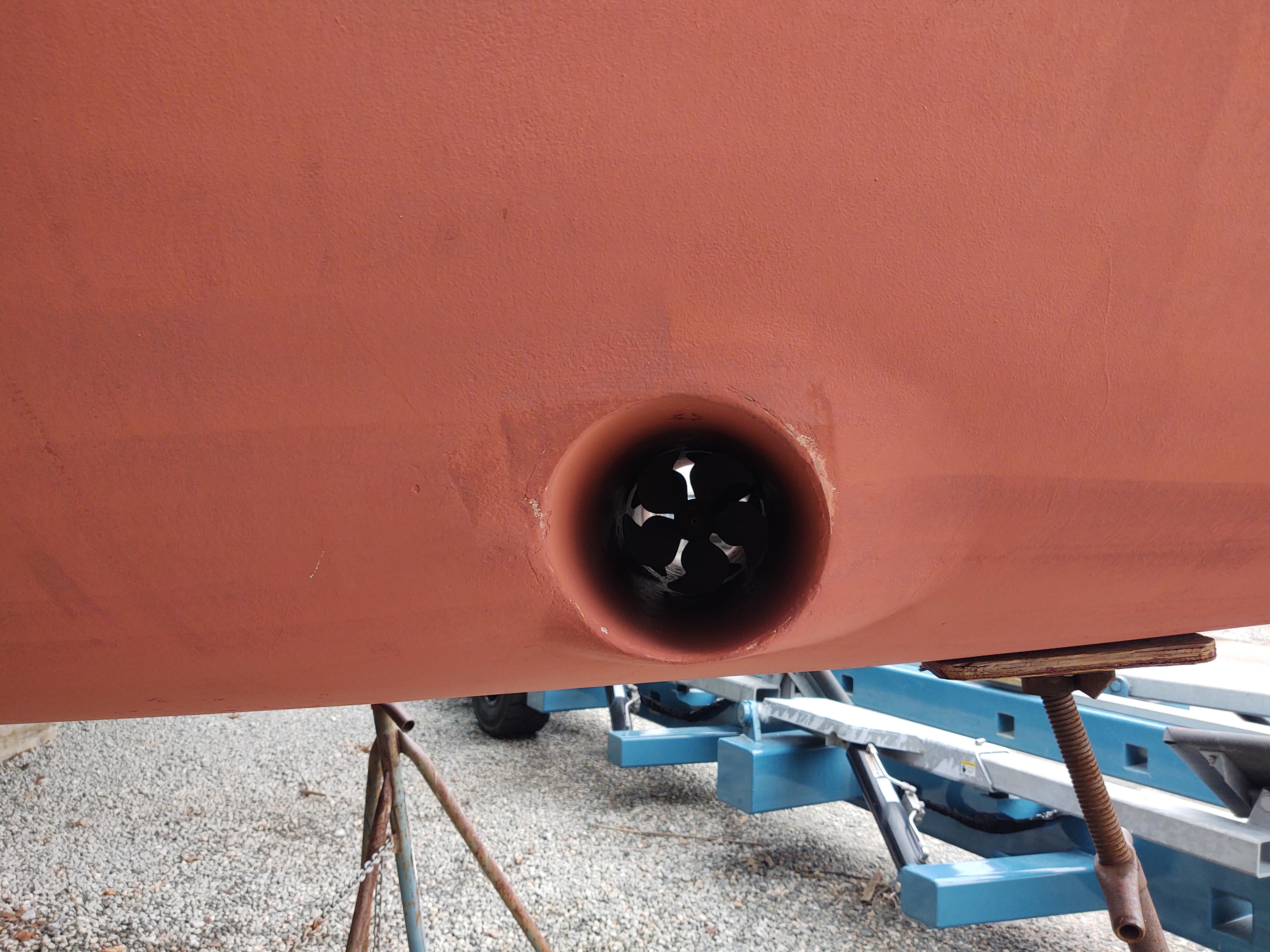 Sabre 386 Synergy bow thruster
