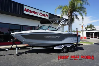 2023 MasterCraft XT22T Factory Demo