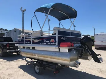 2018 Sun Tracker Bass Buggy 16 DLX