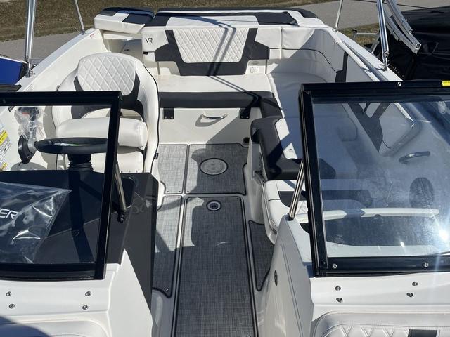 2023 Bayliner VR5 Bowrider