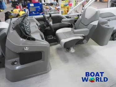 2024 Tahoe LTZ 2185 Elite Cruise Pontoon & Honda 4-Stroke EFI