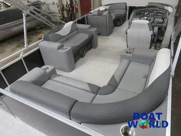 2024 Tahoe LTZ 2185 Elite Cruise Pontoon & Honda 4-Stroke EFI