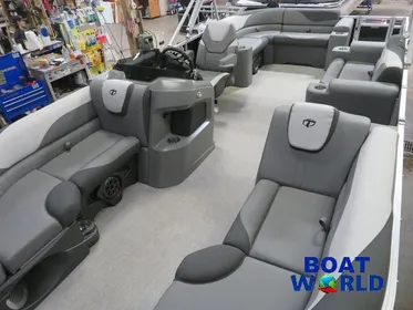 2024 Tahoe LTZ 2185 Elite Cruise Pontoon & Honda 4-Stroke EFI