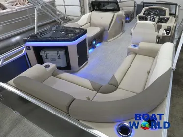 2024 Tahoe LTZ 2385 Elite Cruise Windshield Tritoon Pontoon &