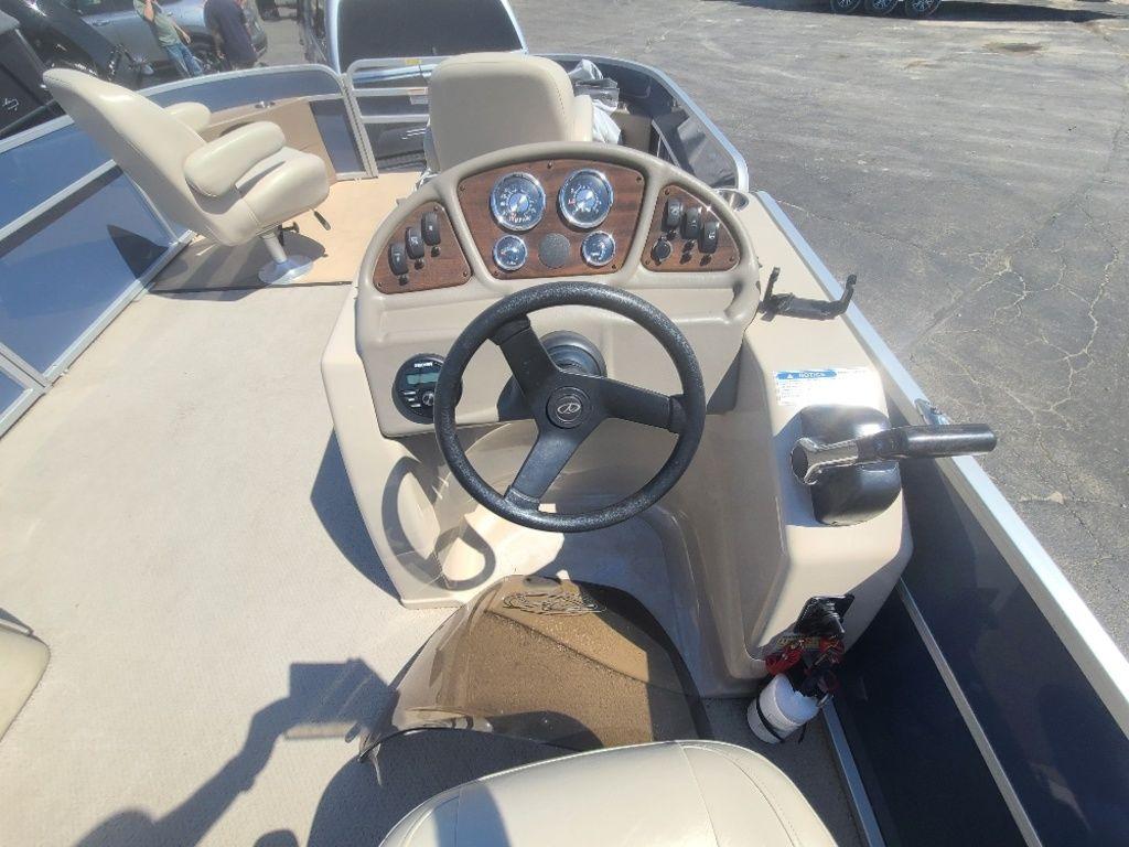 Used 2013 Veranda V2275 F4, 60041 Fox Lake - Boat Trader