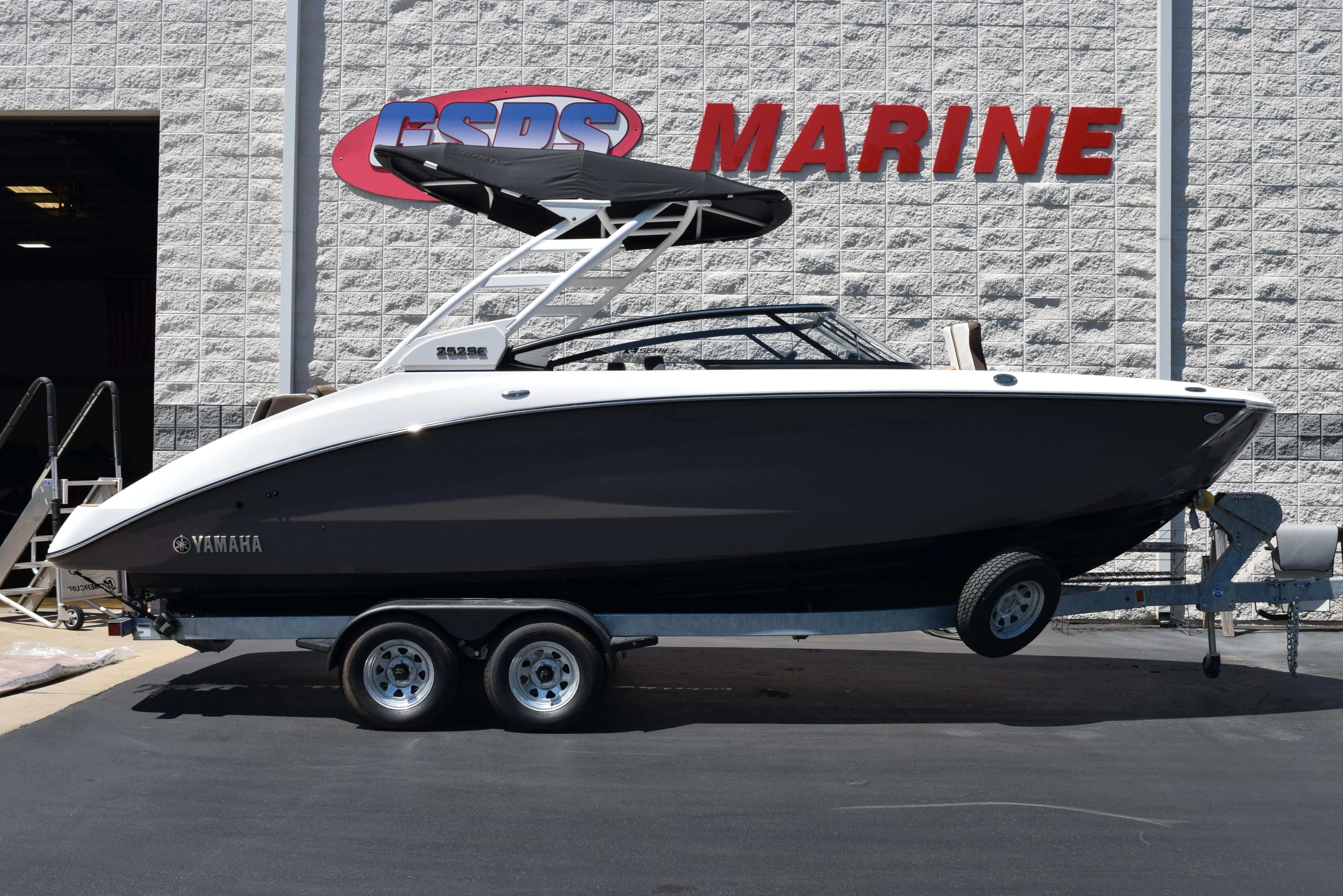 New 2023 Yamaha Boats 252se 36542 Gulf Shores Boat Trader 3031