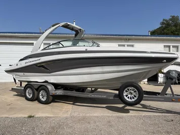 2023 Crownline E255