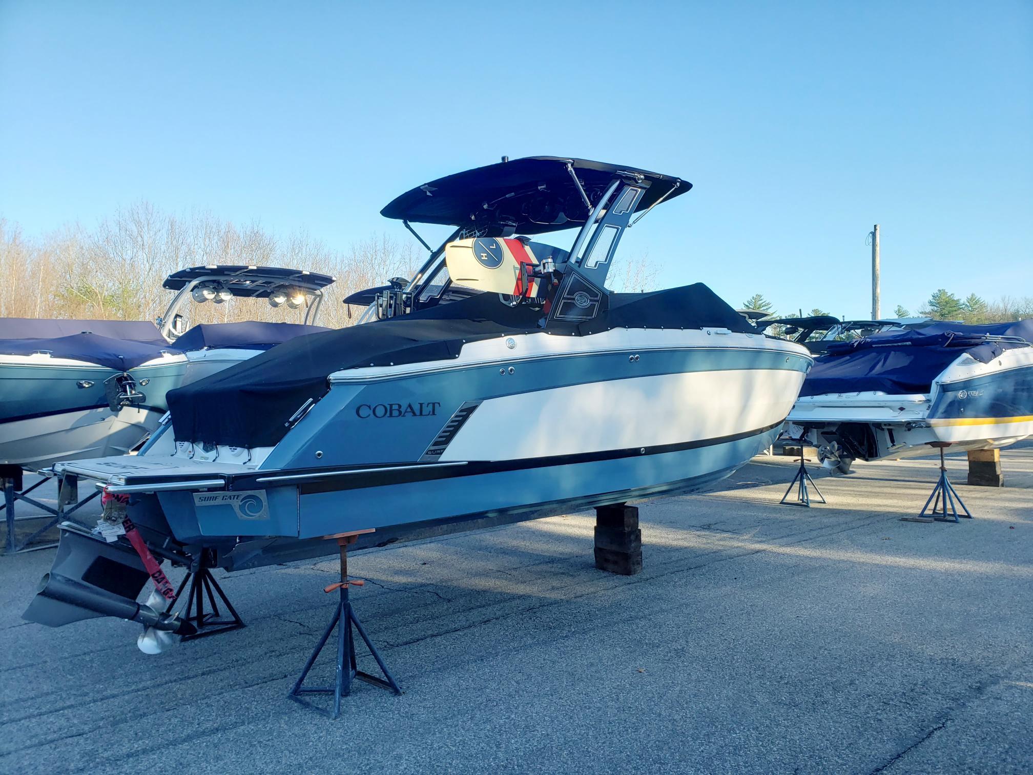 2022 Cobalt R6 Surf