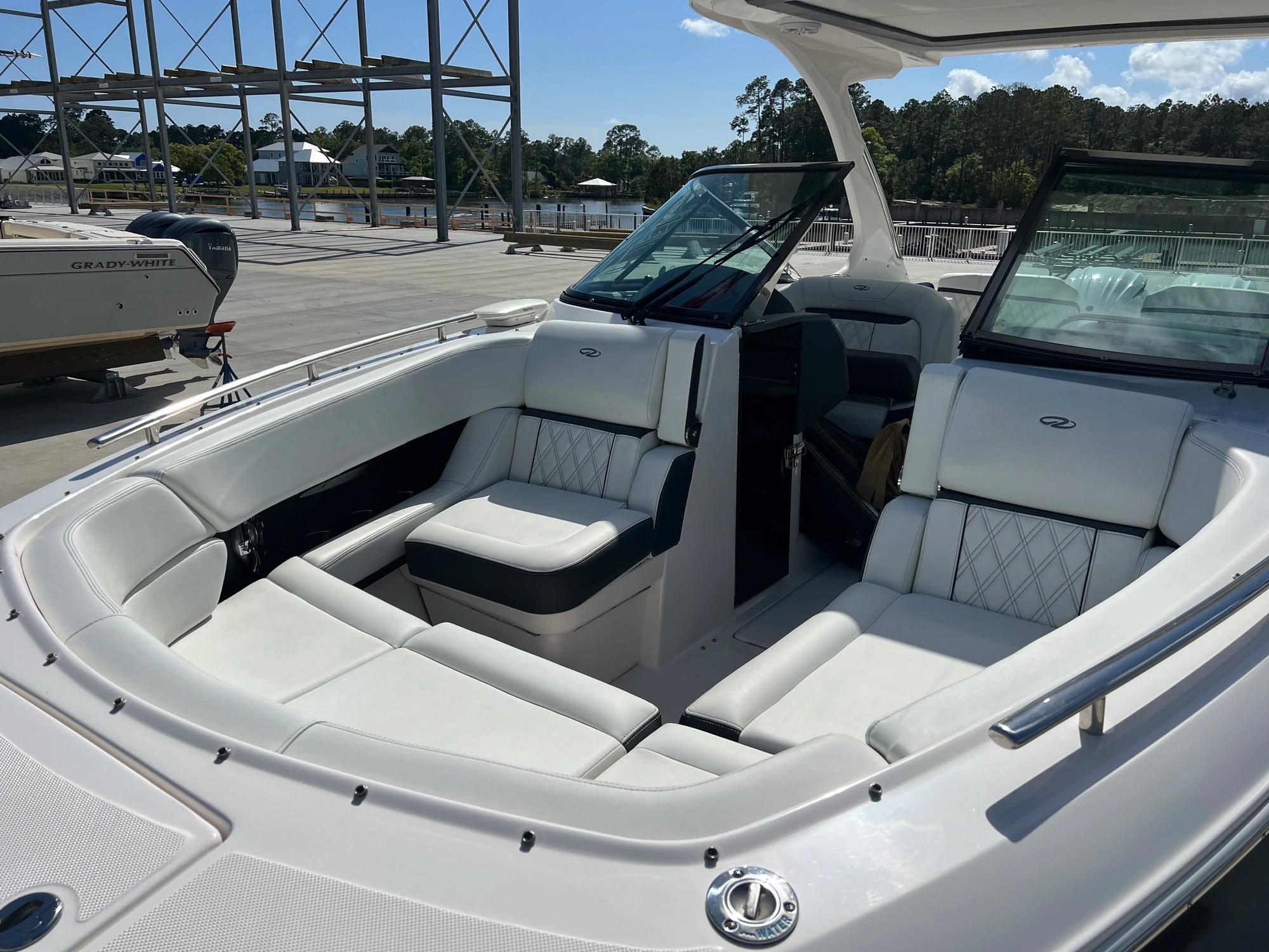 Used 2023 Regal 29 OBX, 36542 Gulf Shores - Boat Trader