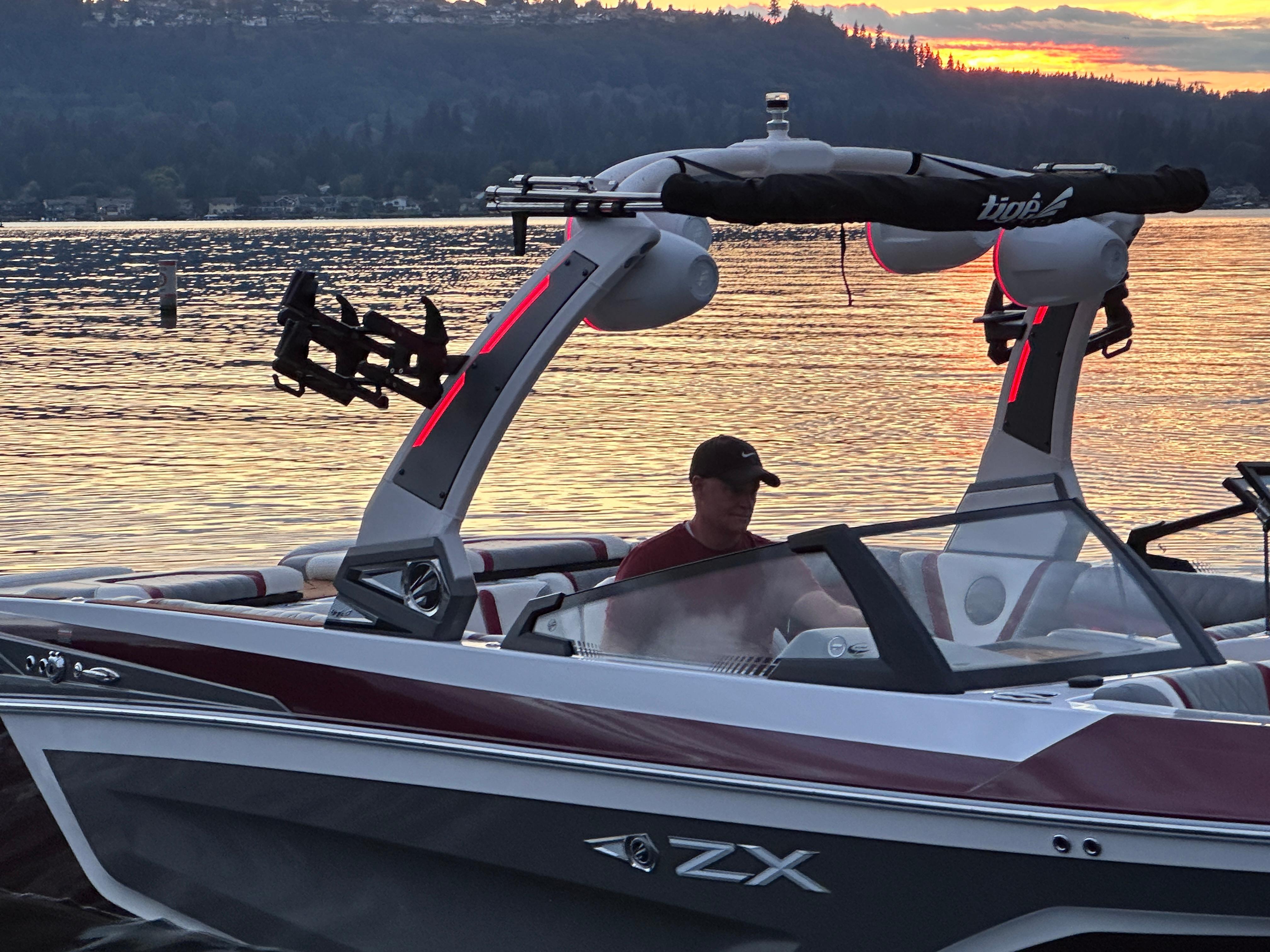 Used 2021 Tigé 23ZX, 98045 North Bend - Boat Trader