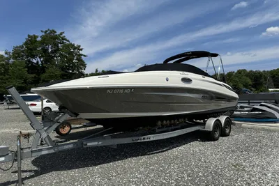 2010 Sea Ray 260 Sedan Bridge