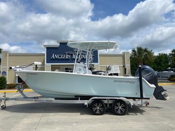 2021 Sportsman Open 212 Center Console