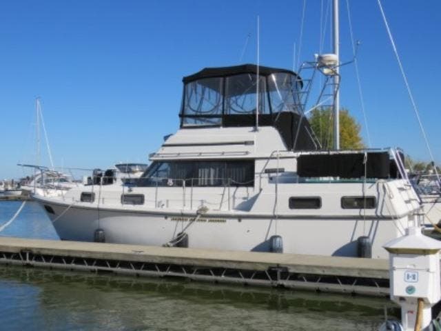 Used 1986 Carver 36 Aft Cabin Motoryacht 54235 0708 Sturgeon Bay