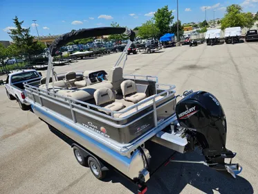 2024 Sun Tracker Fishin' Barge 22 DLX