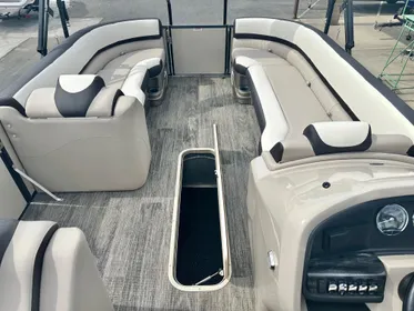 2023 Avalon Catalina Cruise 23' w/ 250HP Mercury Verado!