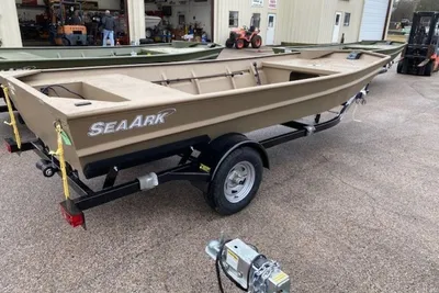 2023 SeaArk 1648 MV Special