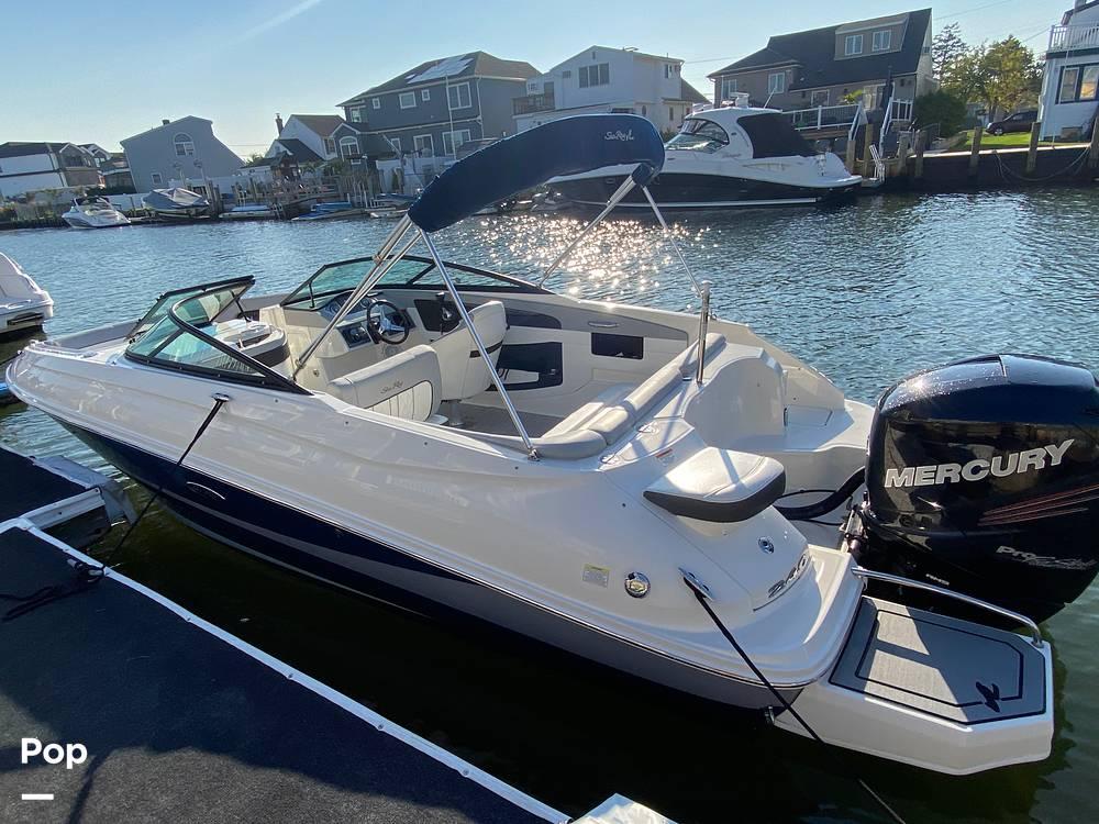 2016 Sea Ray 240 Sundeck for sale in Amityville, NY