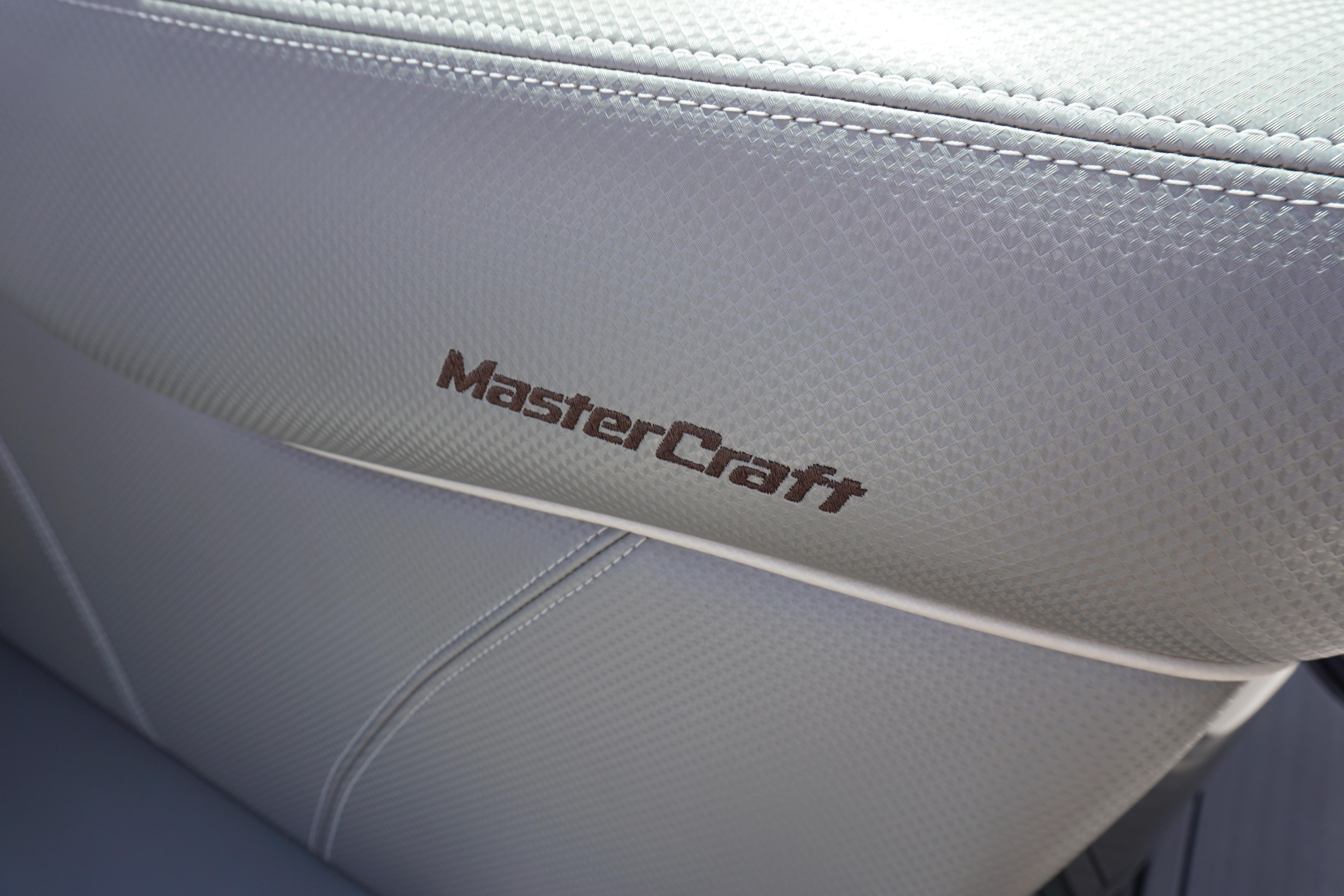 2016 MasterCraft X46 - Loaded