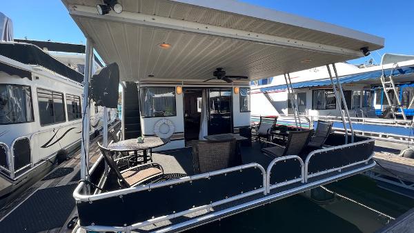 2002 Lakeview Houseboat