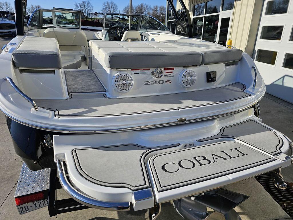 2021 Cobalt 220S