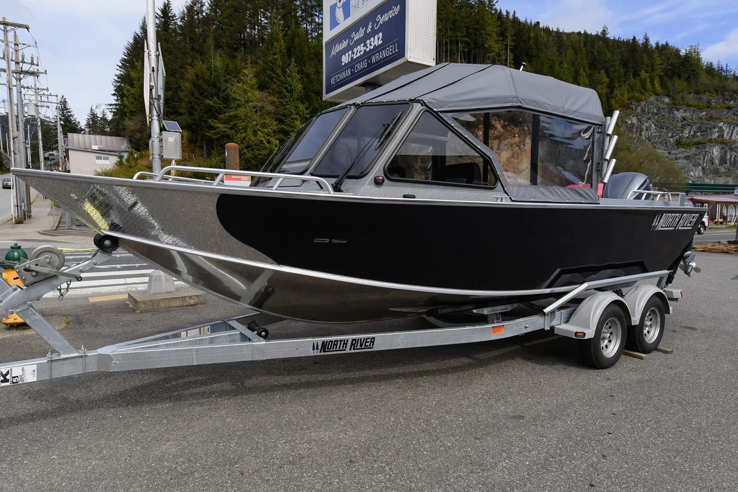 North River Seahawk Outboard 22' - Boats for Sale - Seamagazine