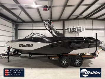 2024 Malibu 25 LSV