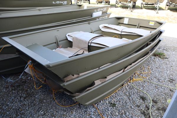 Explore Lowe L1040 Jon Boats For Sale - Boat Trader