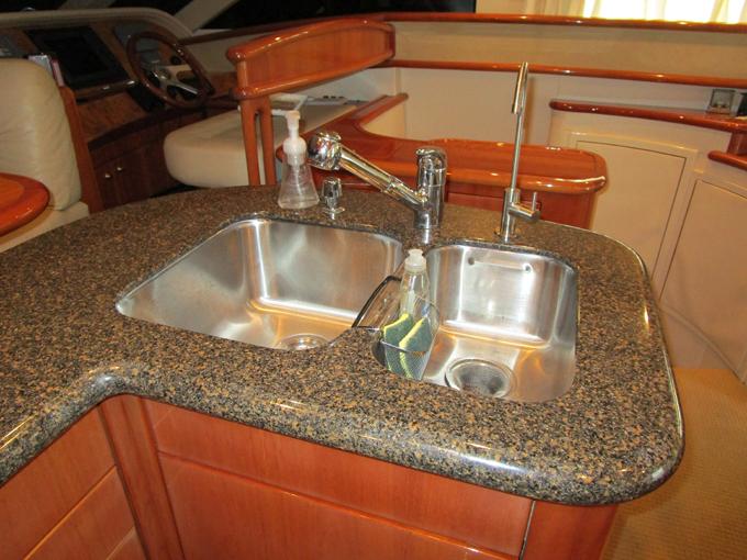 Dual Sink with Osmosis Tap