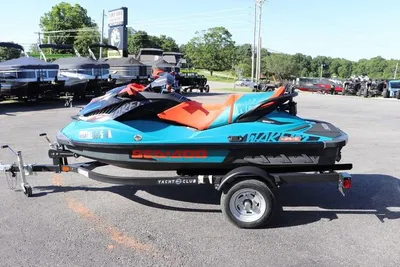 2018 Sea-Doo Waverunner Wake