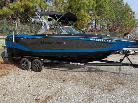 2021 MasterCraft X24