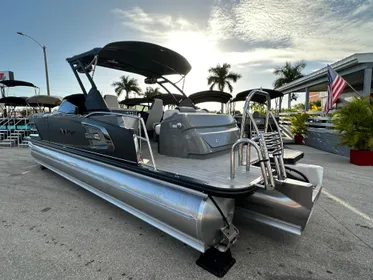 2024 Avalon 2785 Excalibur LTD, Windshield Elite, Tri Toon, High Performance, Mercury Racing 400R V-10