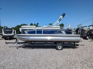 2023 SunChaser Vista 20 Fish