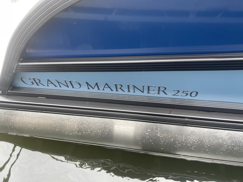 2023 Harris Boats GRAND MARINER 250