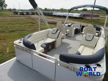 2023 Tahoe Quad Lounge 115HP Yamaha Double Bimini