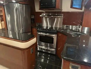 2007 Marquis 65 Motor Yacht