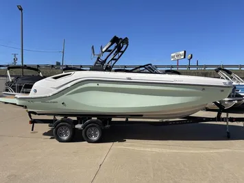 2023 Bayliner Boats DX2250