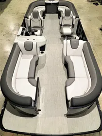 2023 Tahoe Pontoon LTZ Quad Lounger