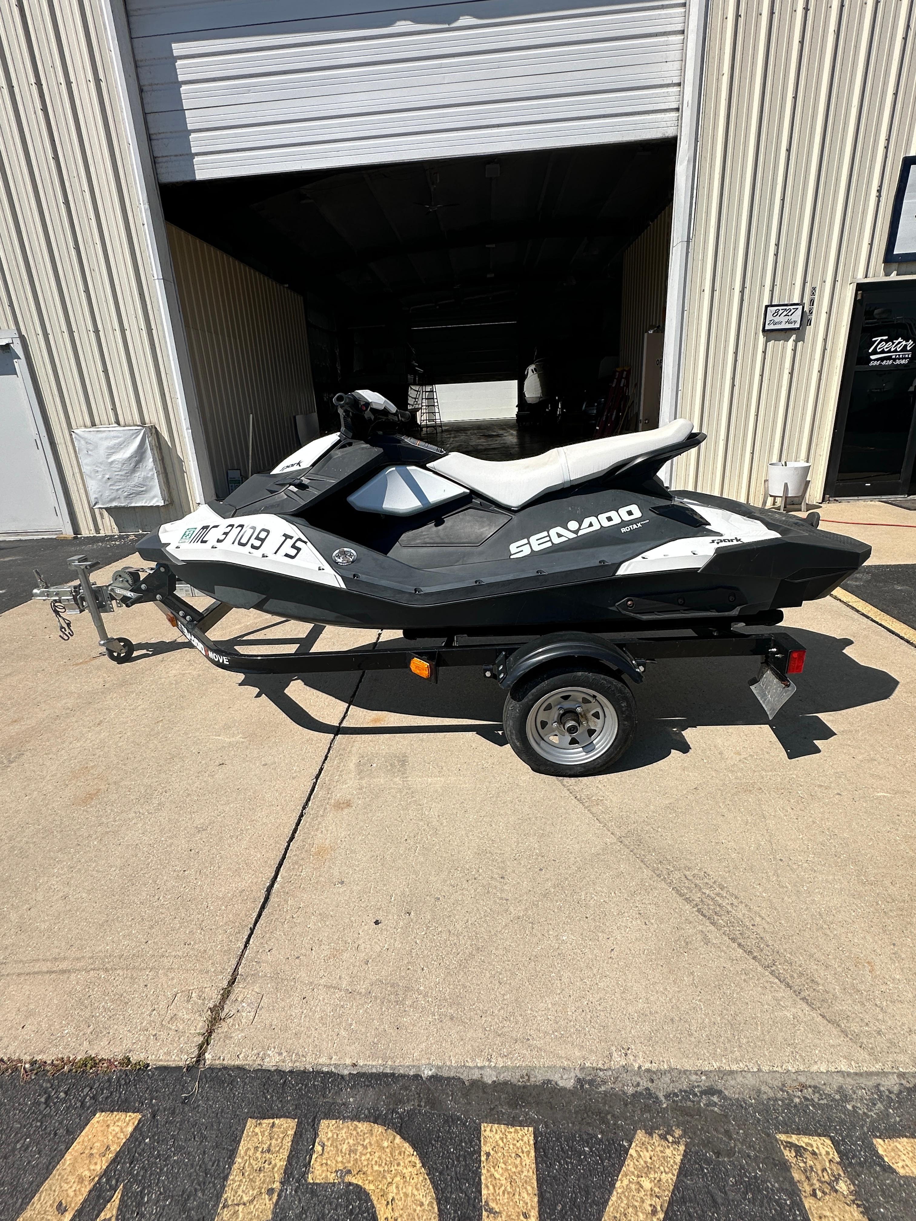 Used 2014 Sea-Doo Spark 3up, 48023 Fair Haven - Boat Trader