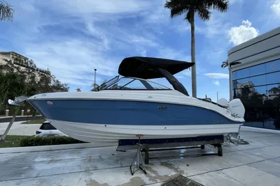 2024 Sea Ray SLX 280 Outboard