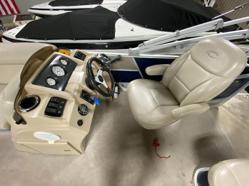 Used 2013 Crest Crest II 210 Series, 60020 Fox Lake - Boat Trader